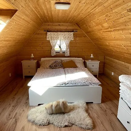 Semesterbostad Roubenka 1818 Vselibice